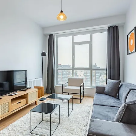 Modern With Fantastic City View In Kadikoy
